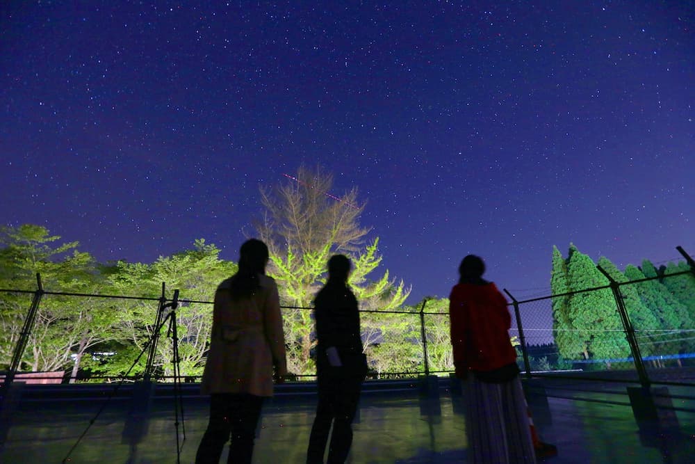 満天の星たからべ森の学校